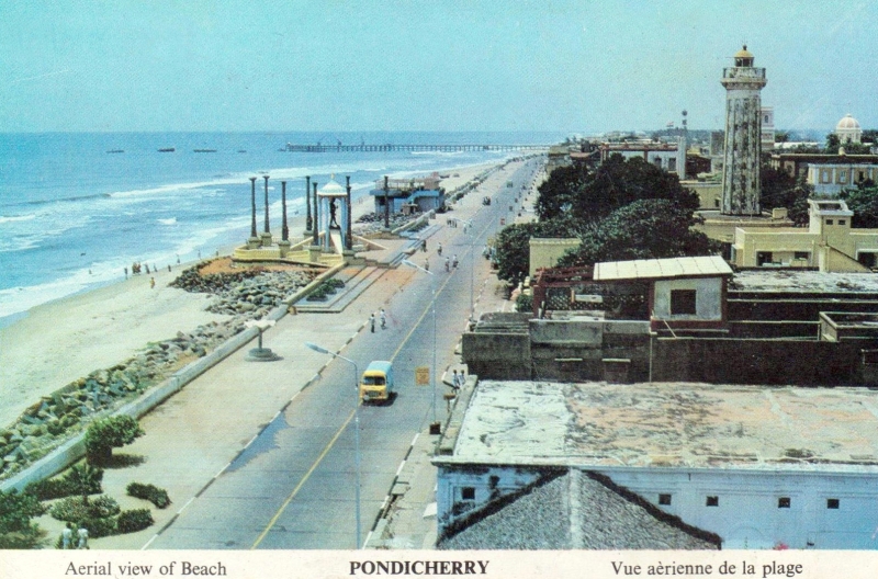 01-04 - Pondichery - bord de mer - vue vers le sud - 4